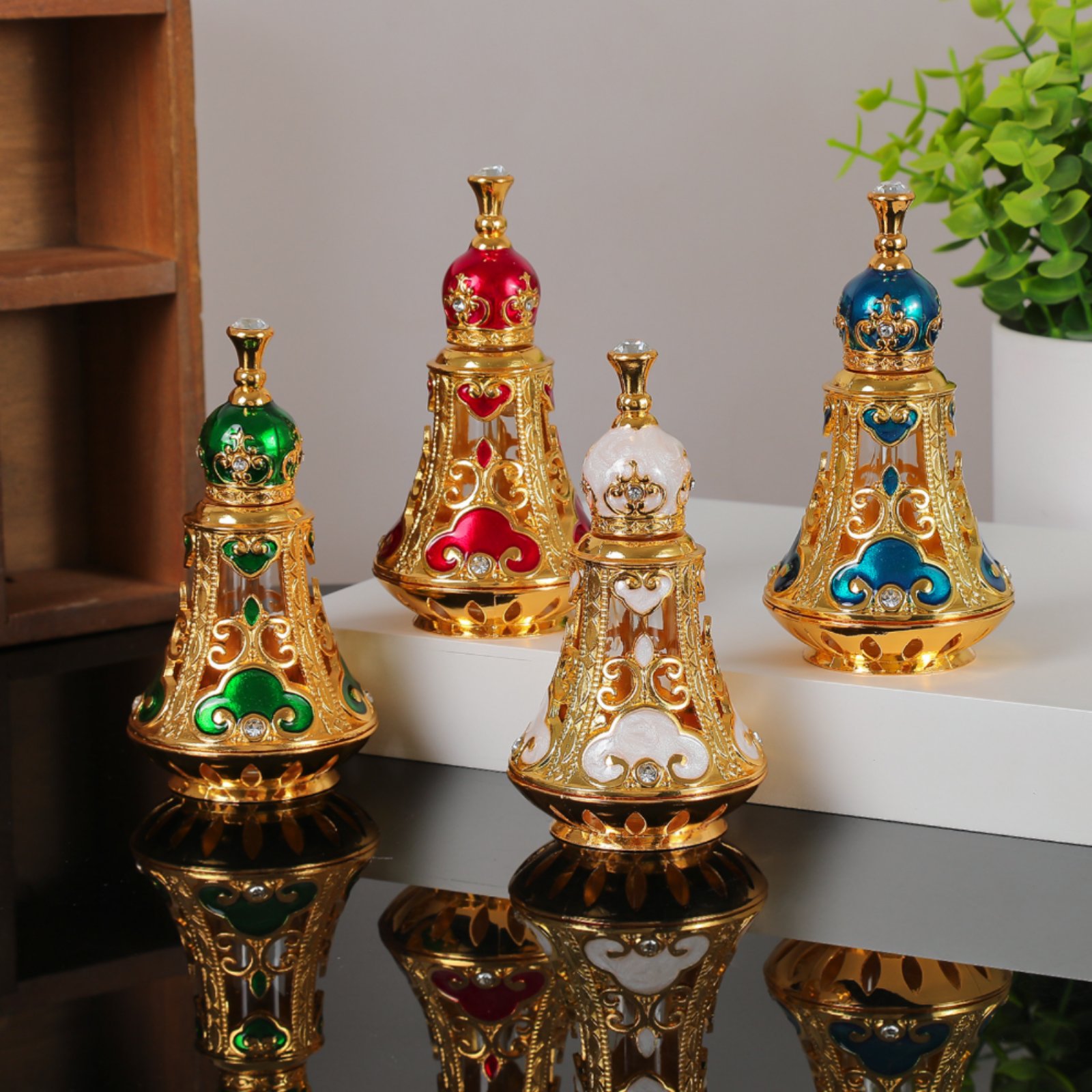 Ornate Perfume Bottle Faceted  - Home Decor Glass ulasan dan harga